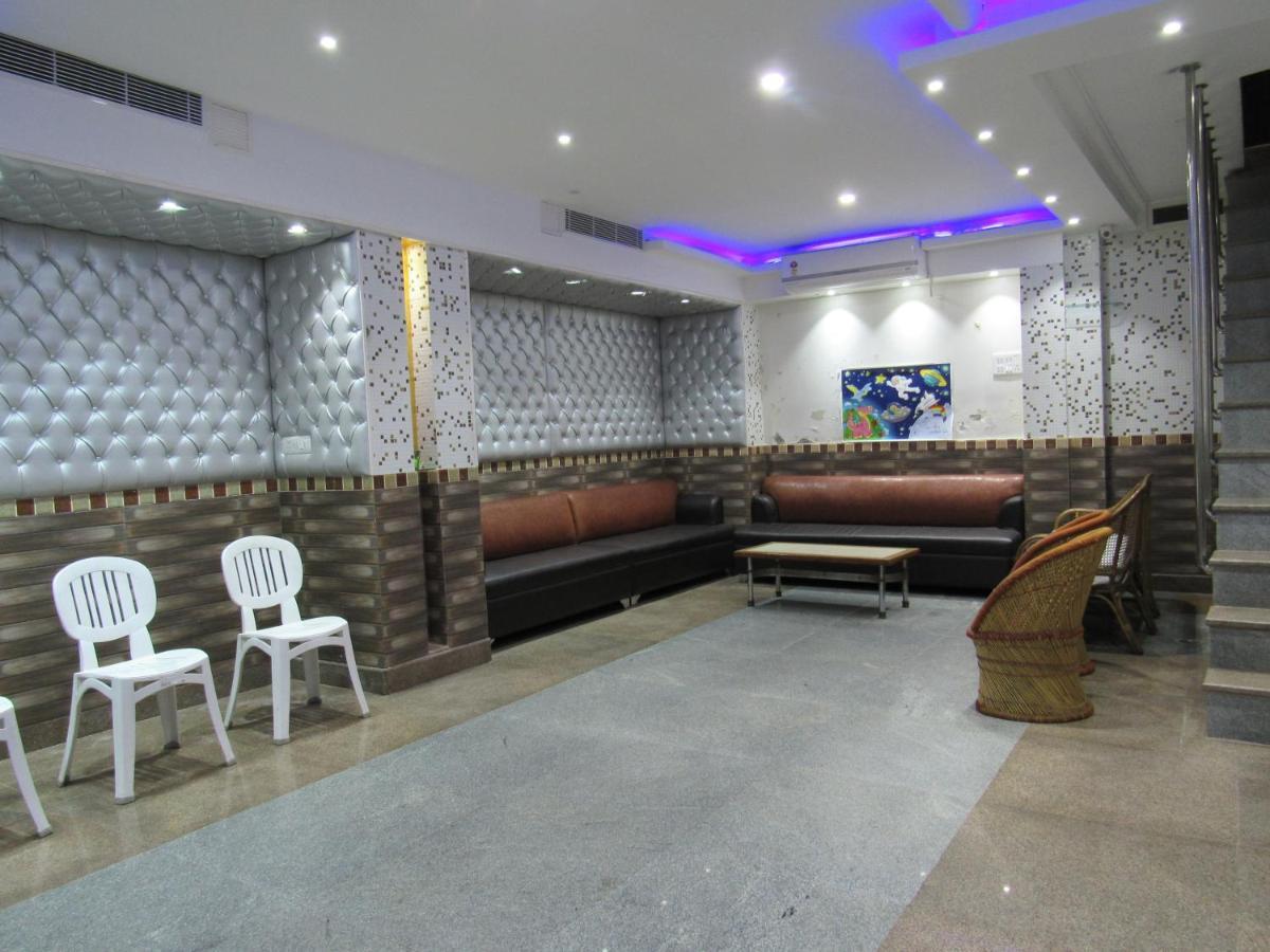 Hotel Traditional Inn 뉴델리 외부 사진